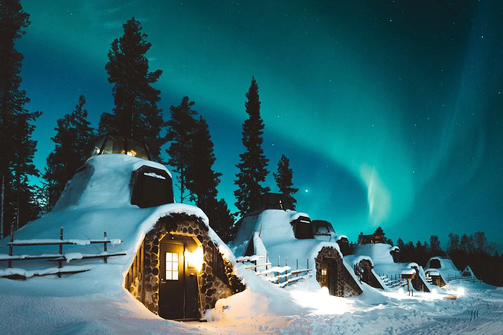 BÜYÜLEYİCİ KUZEY IŞIKLARI & LAPLAND - 2027