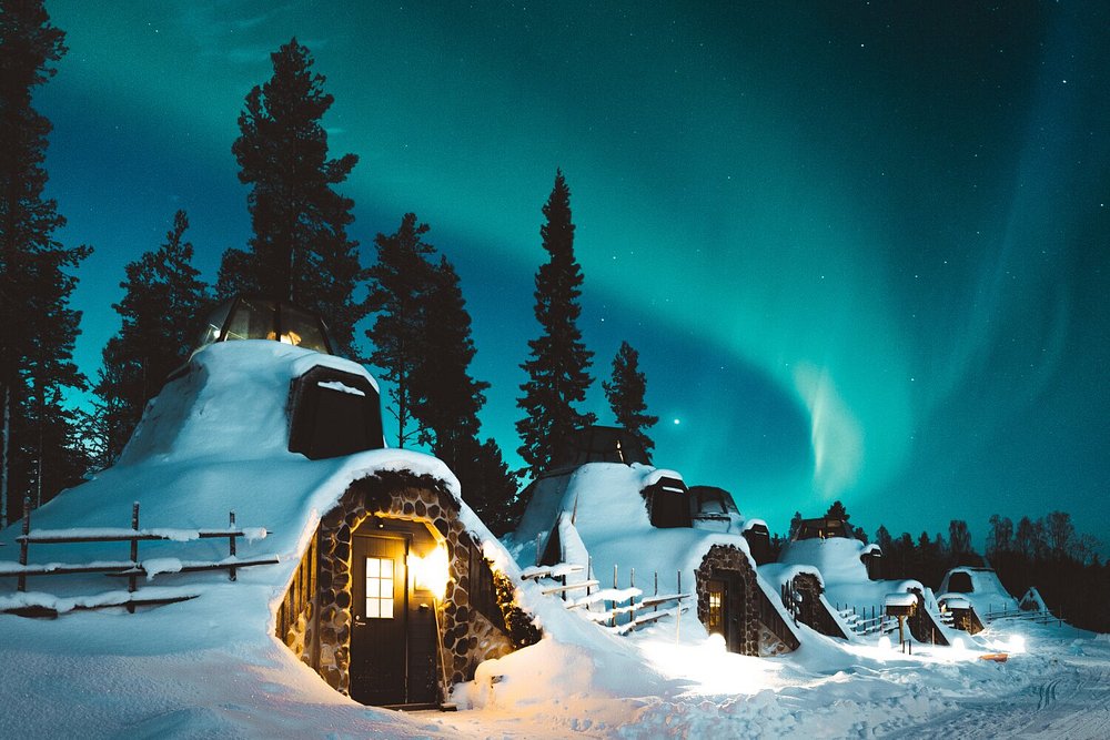 BÜYÜLEYİCİ KUZEY IŞIKLARI & LAPLAND - IGLOO KONAKLAMALI - 2027