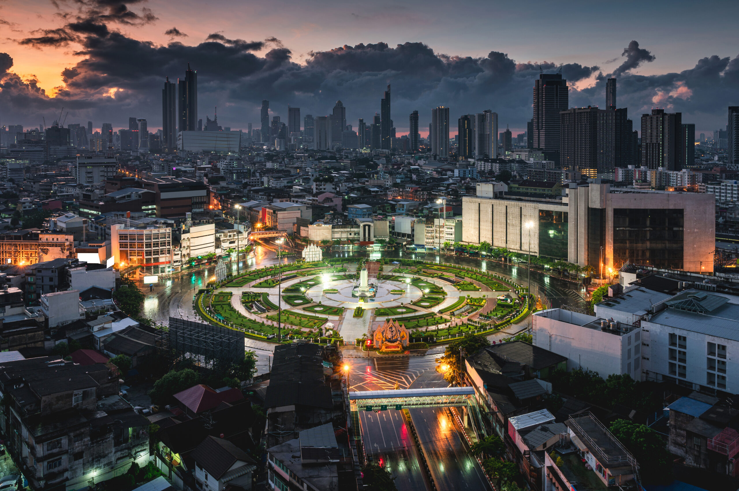 ELEGANT BANGKOK & PATTAYA & PHUKET