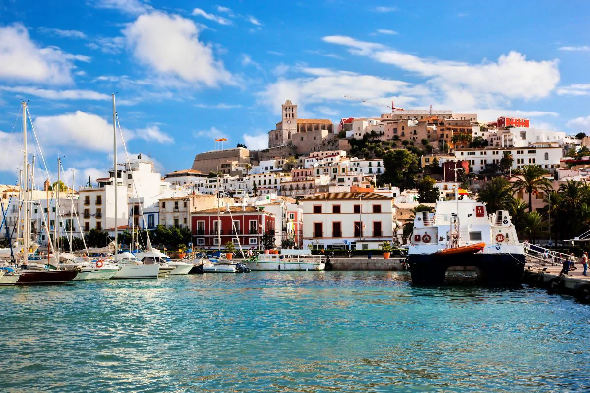 COSTA SMERALDA İLE IBIZA’LI BATI AKDENİZ & SİCİLYA 